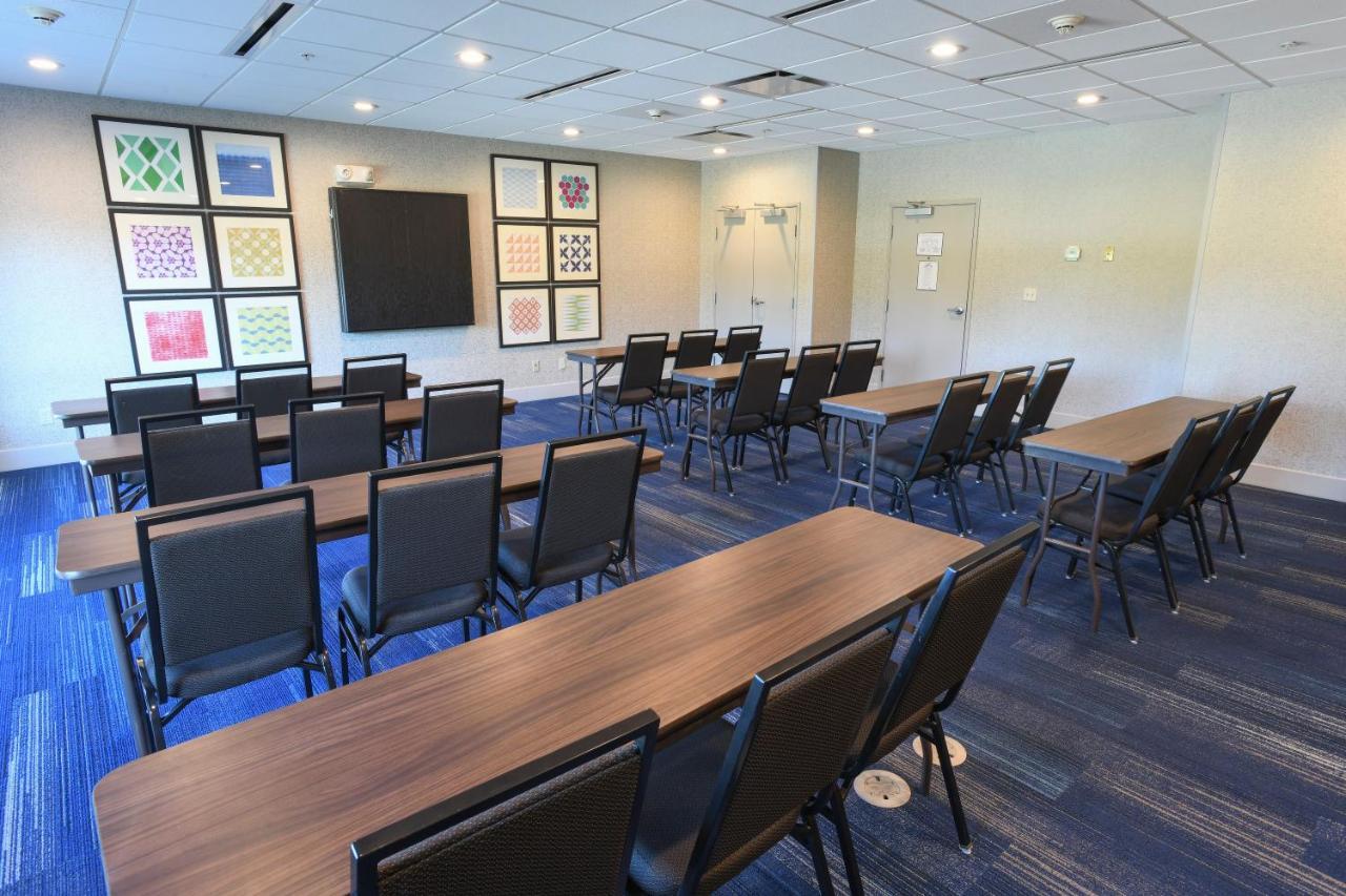 Holiday Inn Express Hotel & Suites Richwood - Cincinnati South By Ihg Bagian luar foto